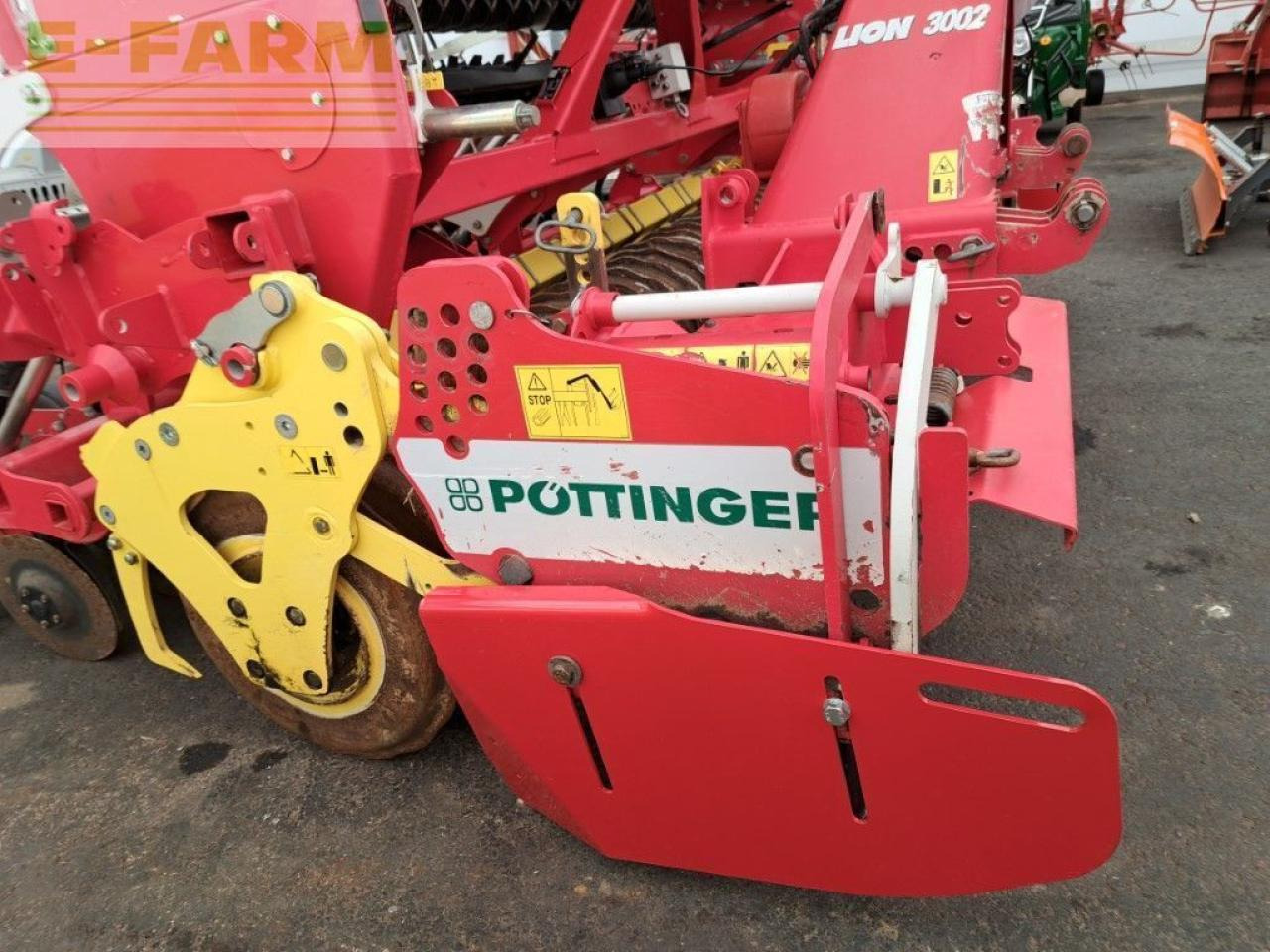 Pöttinger lion 3002 + vitasem 302 add - Semănătoare combinată: Foto 4 Pöttinger lion 3002 + vitasem 302 add - Semănătoare combinată: Foto 4