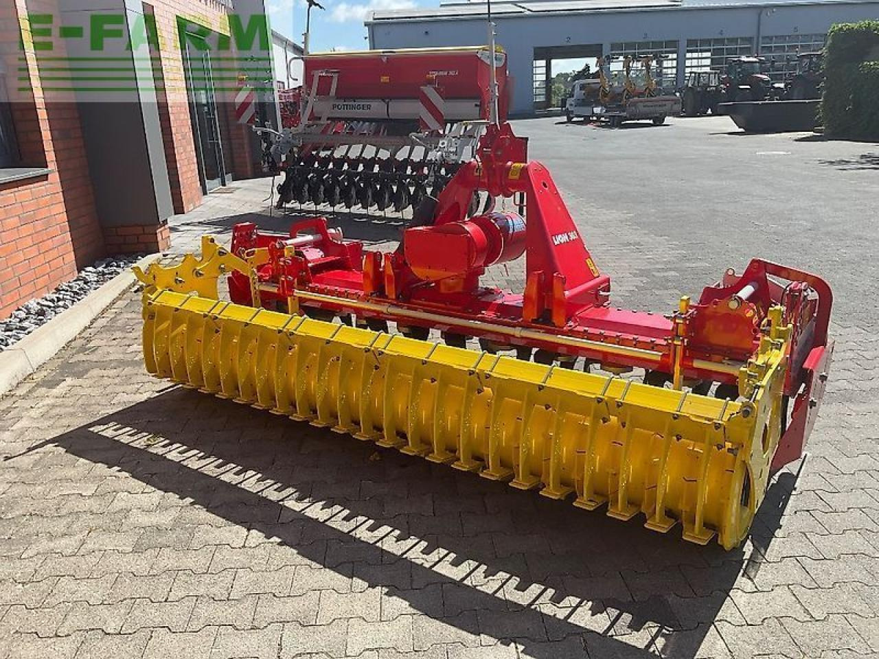 Pöttinger lion 303 - Maşină pentru prelucrarea solului: Foto 4 Pöttinger lion 303 - Maşină pentru prelucrarea solului: Foto 4