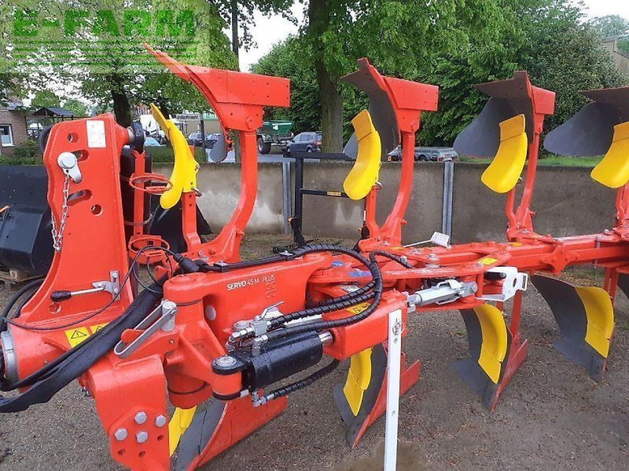 Pöttinger servo 45 m plus - Plug: Foto 4 Pöttinger servo 45 m plus - Plug: Foto 4