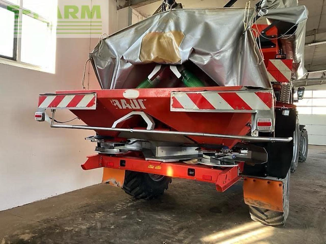 Rauch gebr. tws h7010 + axis ht 50.1 - Imprastietor îngrăşăminte: Foto 4 Rauch gebr. tws h7010 + axis ht 50.1 - Imprastietor îngrăşăminte: Foto 4