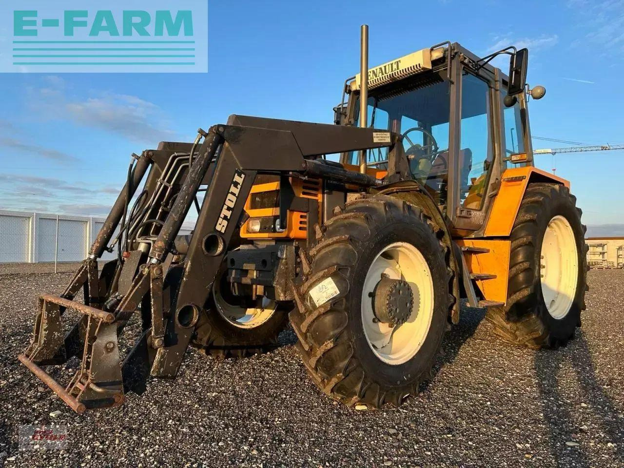 Renault 103.14 (r 7822-a-s) - Tractor agricol: Foto 2 Renault 103.14 (r 7822-a-s) - Tractor agricol: Foto 2