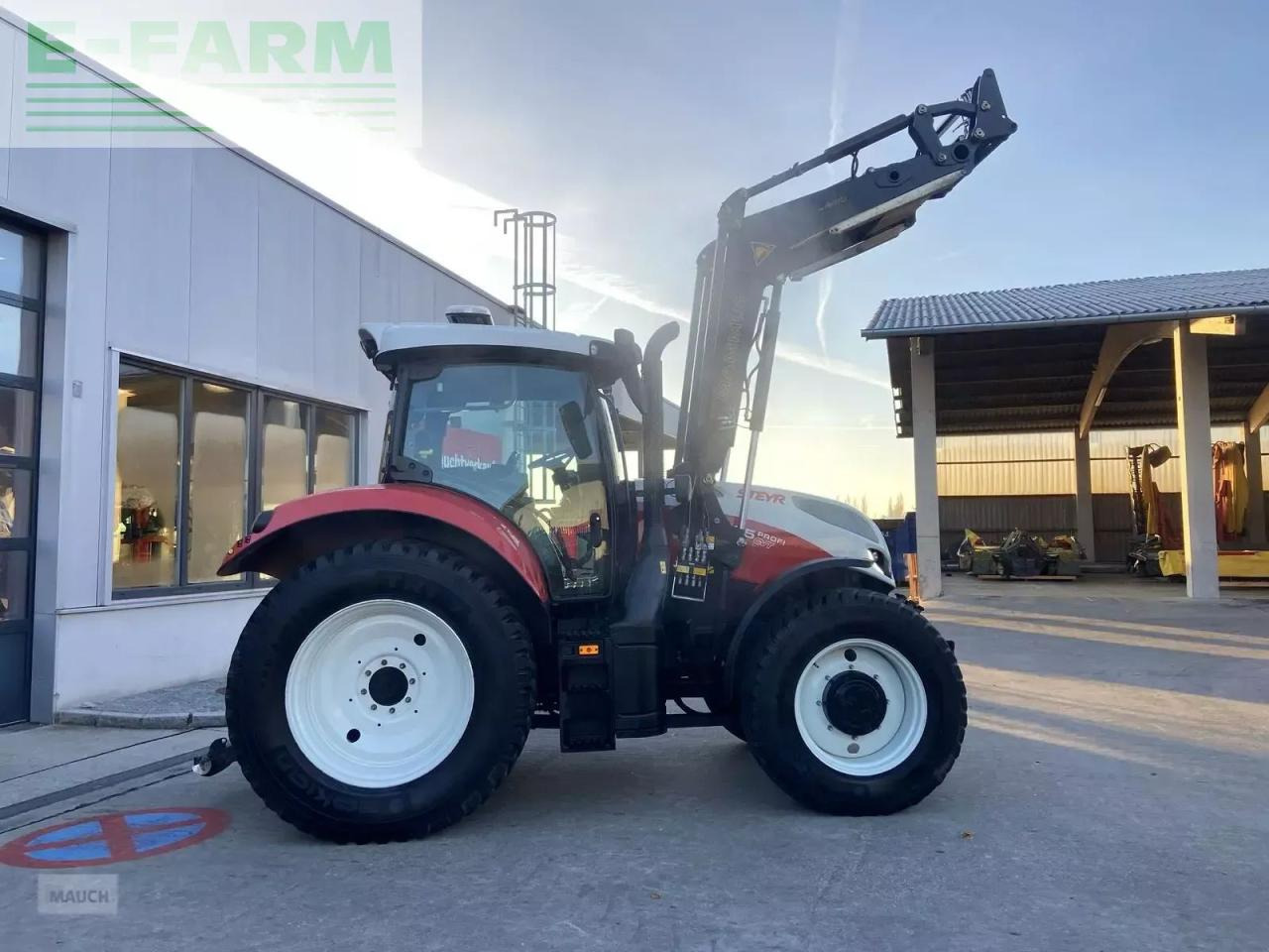 Steyr 4125 profi cvt CVT - Tractor agricol: Foto 5 Steyr 4125 profi cvt CVT - Tractor agricol: Foto 5