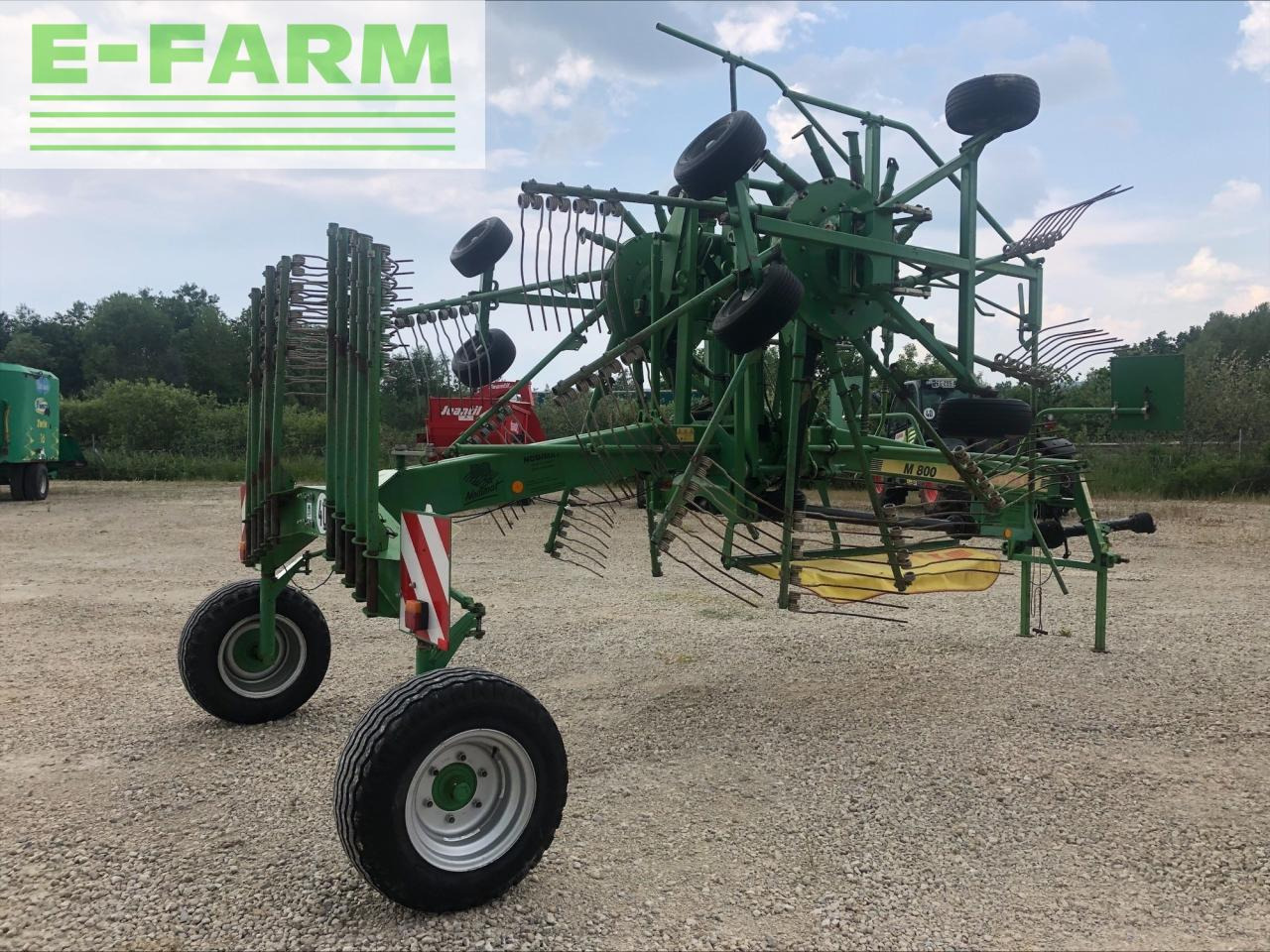 Stoll m 800 pro - Maşină de întors fânul: Foto 3 Stoll m 800 pro - Maşină de întors fânul: Foto 3