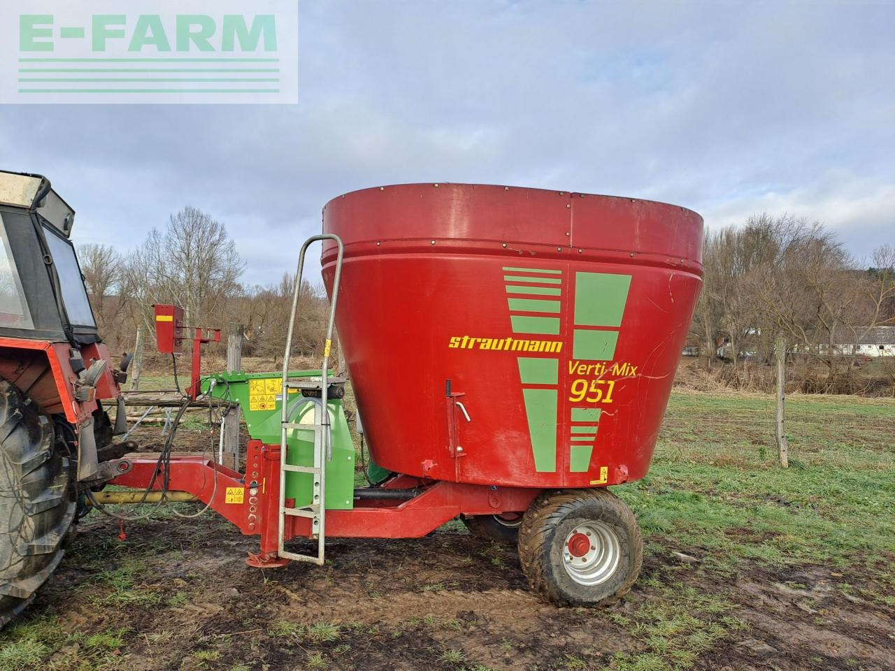 Strautmann Verti-Mix 951 - Utilaje de creştere vite: Foto 1 Strautmann Verti-Mix 951 - Utilaje de creştere vite: Foto 1
