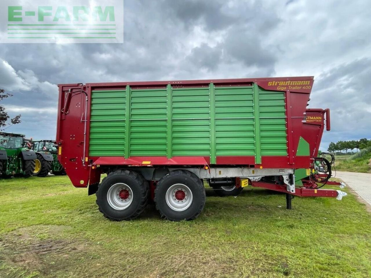 Strautmann giga-trailer 400 - Remorcă autobasculantă agricolă: Foto 3 Strautmann giga-trailer 400 - Remorcă autobasculantă agricolă: Foto 3