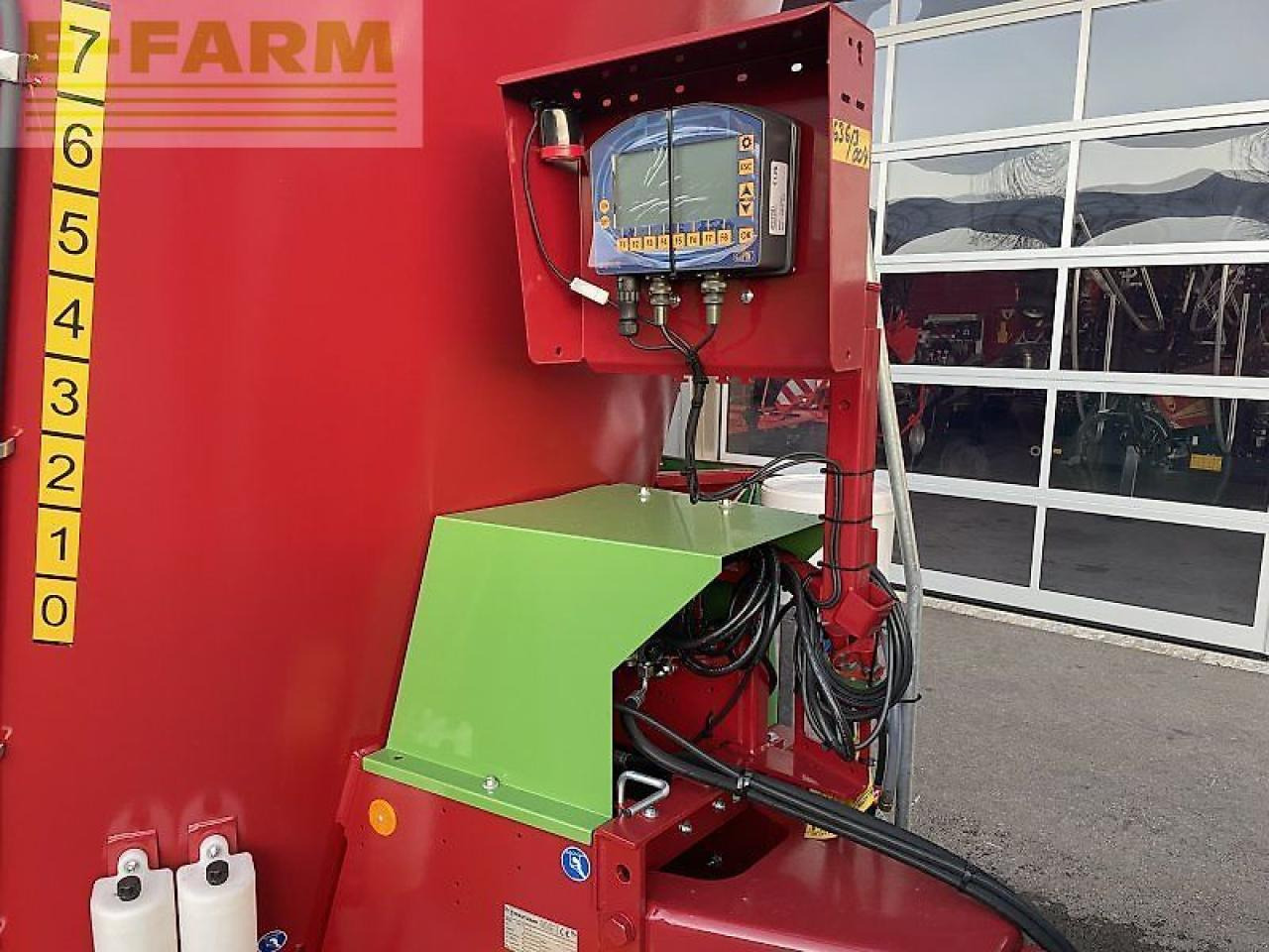 Strautmann verti-mix 1500 double k - Utilaje de creştere vite: Foto 2 Strautmann verti-mix 1500 double k - Utilaje de creştere vite: Foto 2