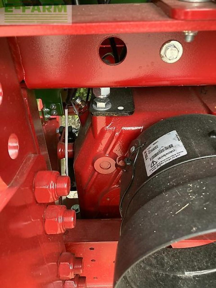 Strautmann verti-mix 1801 double - Utilaje de creştere vite: Foto 3 Strautmann verti-mix 1801 double - Utilaje de creştere vite: Foto 3