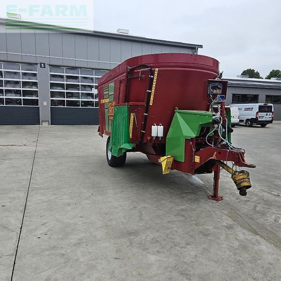 Strautmann verti-mix 1801 double - Utilaje de creştere vite: Foto 2 Strautmann verti-mix 1801 double - Utilaje de creştere vite: Foto 2