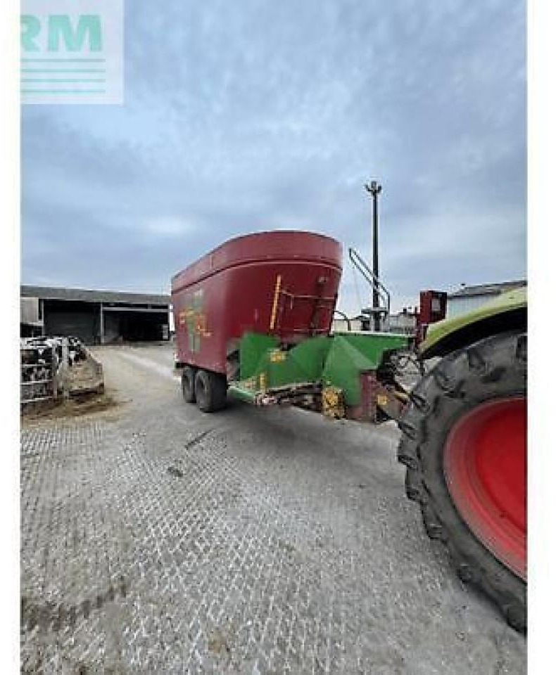 Strautmann verti mix 2401 - Utilaje de creştere vite: Foto 5 Strautmann verti mix 2401 - Utilaje de creştere vite: Foto 5