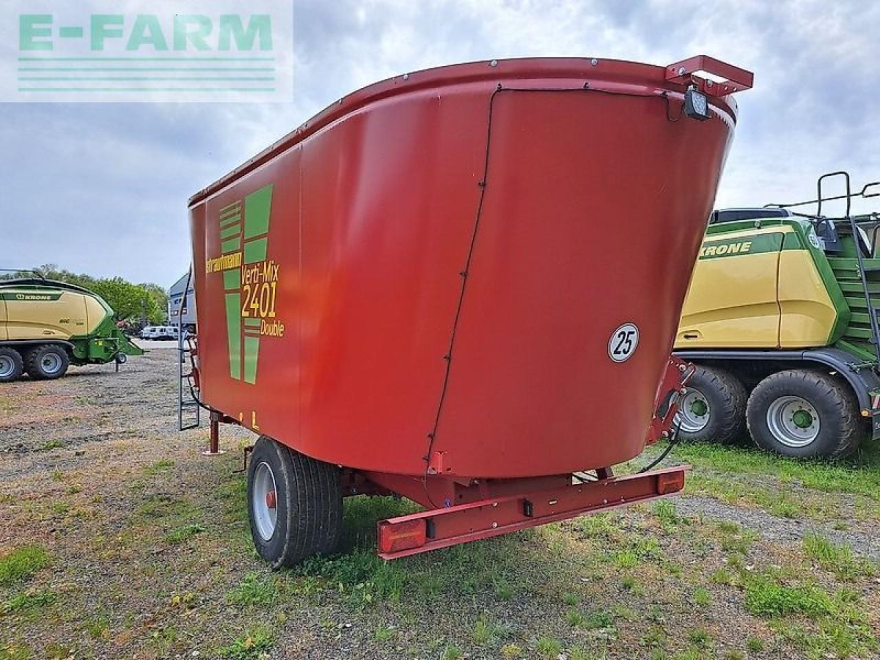 Strautmann verti mix 2401 double - Utilaje de creştere vite: Foto 4 Strautmann verti mix 2401 double - Utilaje de creştere vite: Foto 4