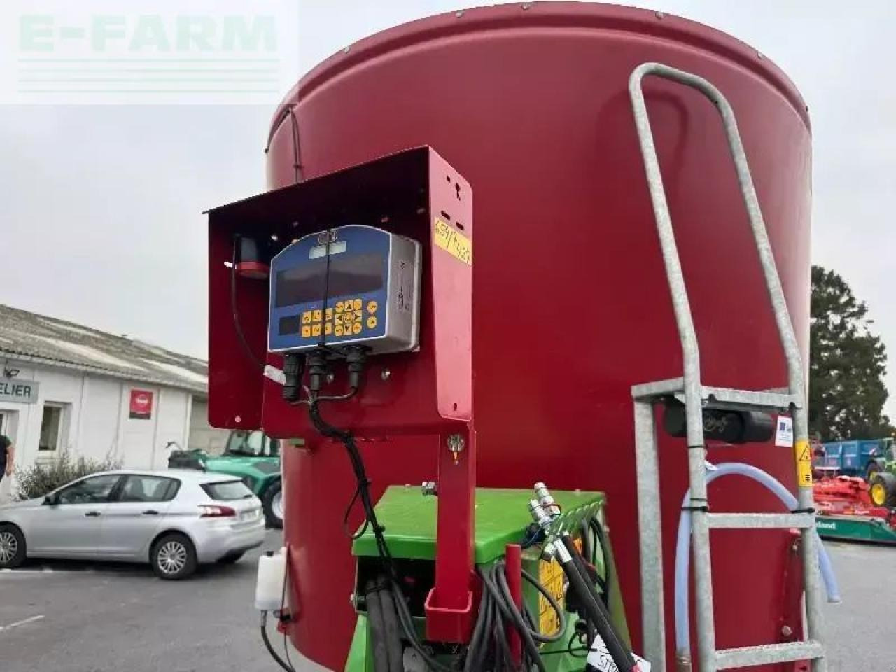 Strautmann vertimix 1651 - Utilaje de creştere vite: Foto 4 Strautmann vertimix 1651 - Utilaje de creştere vite: Foto 4