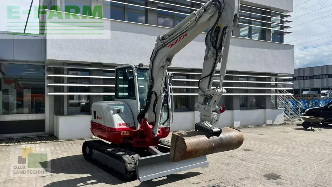 Takeuchi tb 250 - Mini excavator: Foto 3 Takeuchi tb 250 - Mini excavator: Foto 3