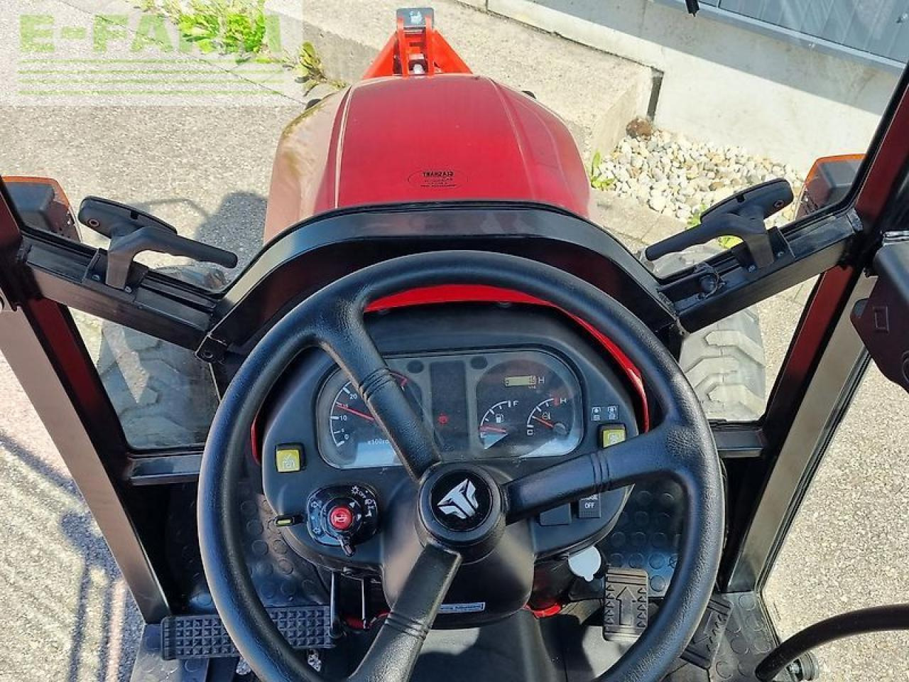 Tractor agricol Tym t265 nh: Foto 6 Tractor agricol Tym t265 nh: Foto 6