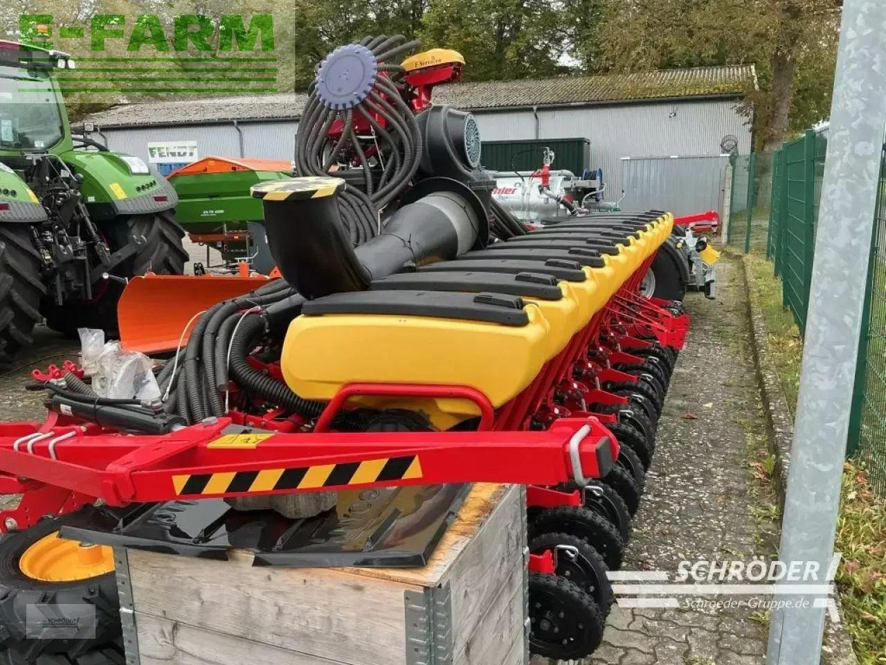 Väderstad neumaschine | tempo v tpv 12 + fh 2200 - Semănătoare de precizie: Foto 3 Väderstad neumaschine | tempo v tpv 12 + fh 2200 - Semănătoare de precizie: Foto 3