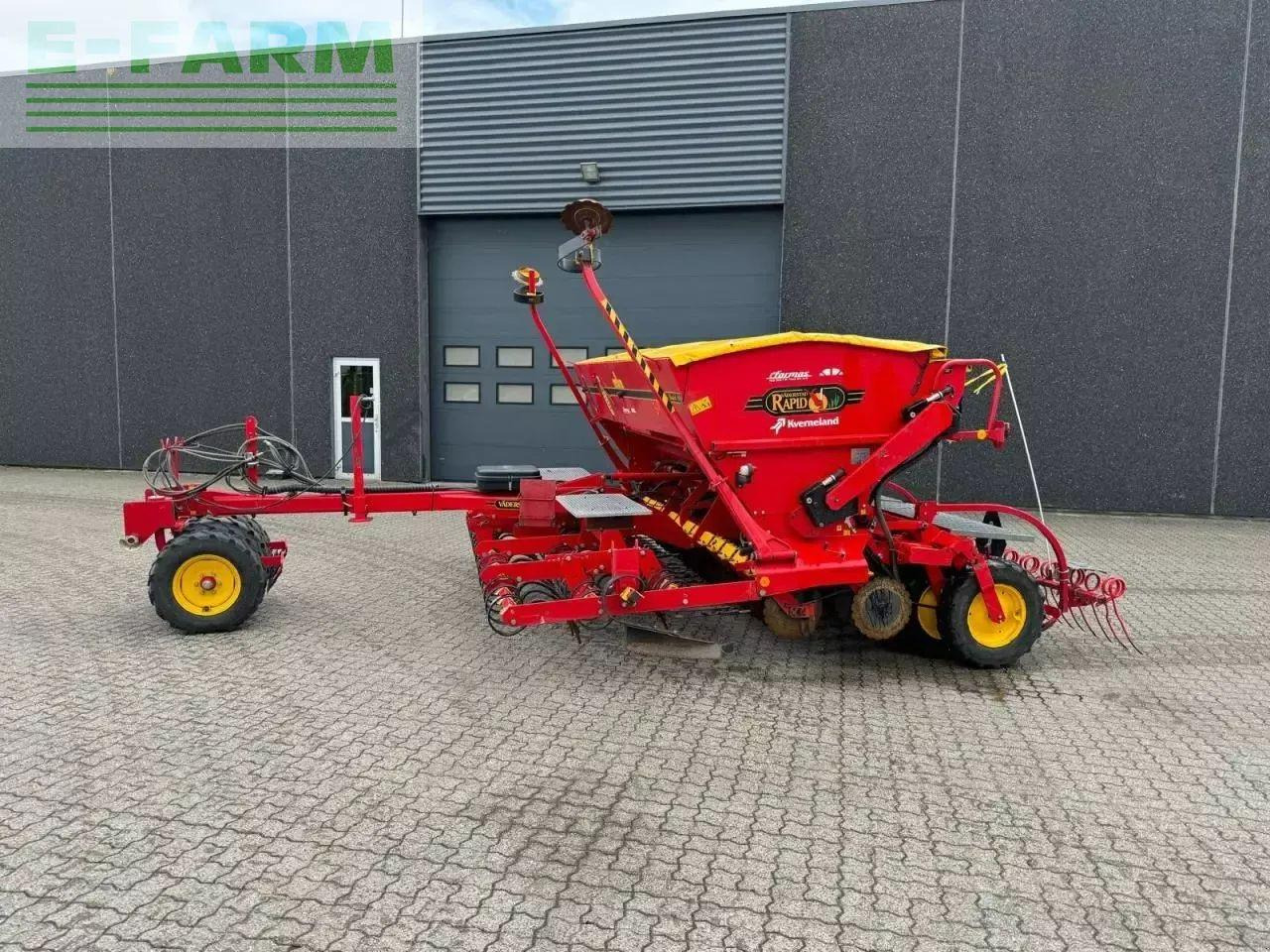 Väderstad rapid 400c - Semănătoare combinată: Foto 1 Väderstad rapid 400c - Semănătoare combinată: Foto 1
