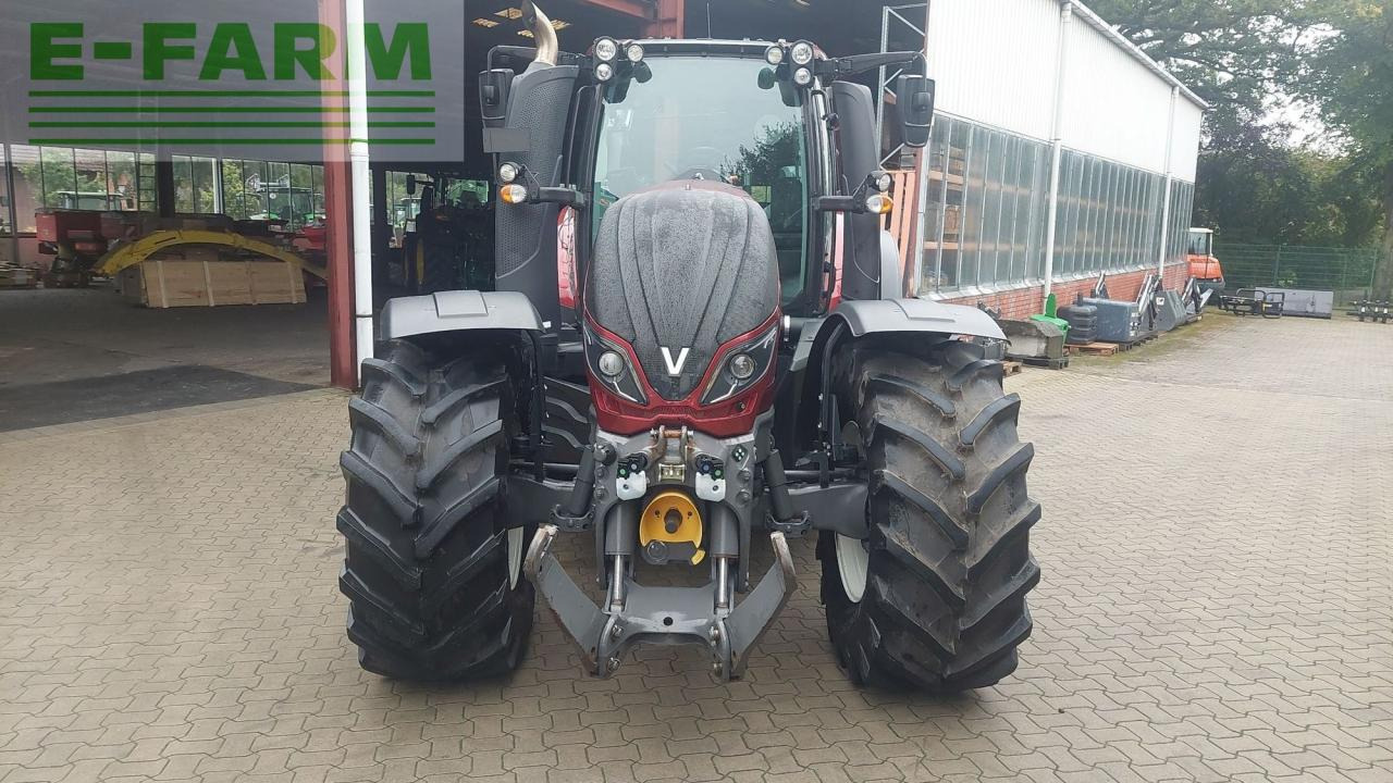Valtra T 174 - Tractor agricol: Foto 3 Valtra T 174 - Tractor agricol: Foto 3