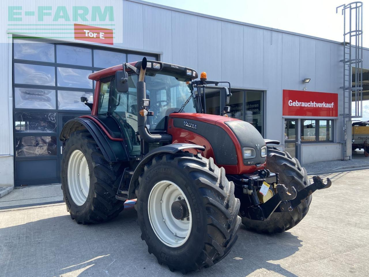 Valtra n 121 hi-tech - Tractor agricol: Foto 1 Valtra n 121 hi-tech - Tractor agricol: Foto 1