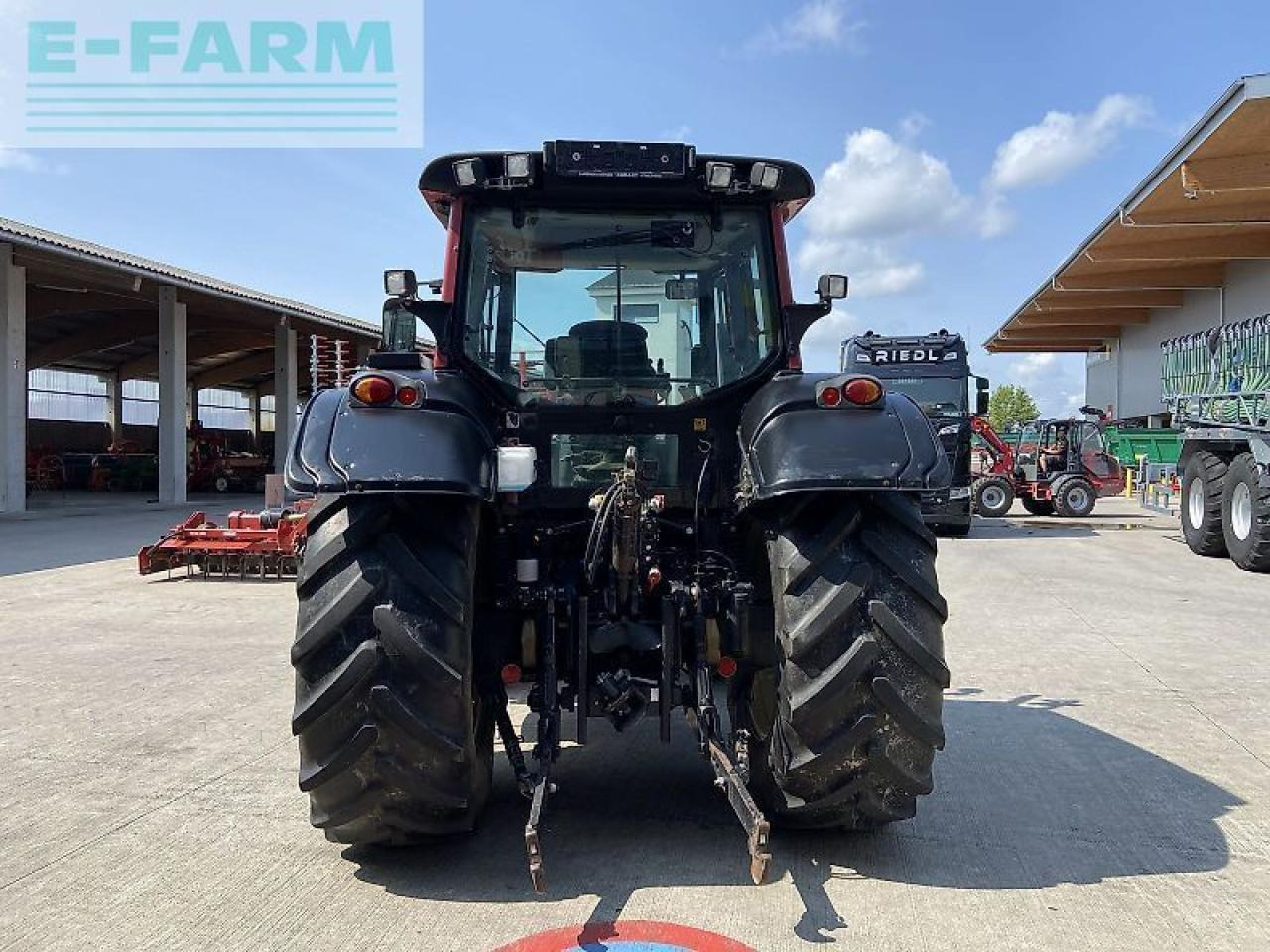 Valtra n 121 hi-tech - Tractor agricol: Foto 5 Valtra n 121 hi-tech - Tractor agricol: Foto 5