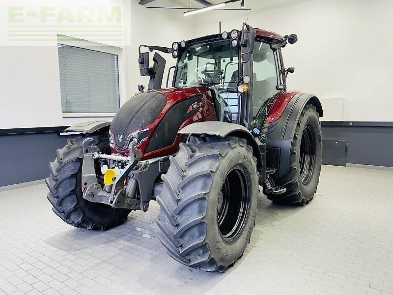 Tractor agricol Valtra n 155e direct Direct: Foto 10