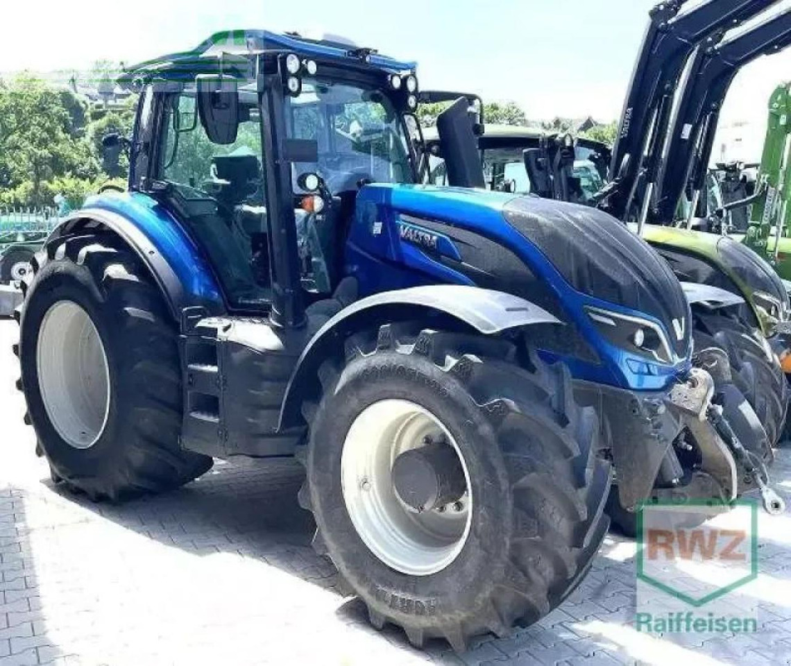 Valtra t 234 direct mit rüfa Direct - Tractor agricol: Foto 1 Valtra t 234 direct mit rüfa Direct - Tractor agricol: Foto 1