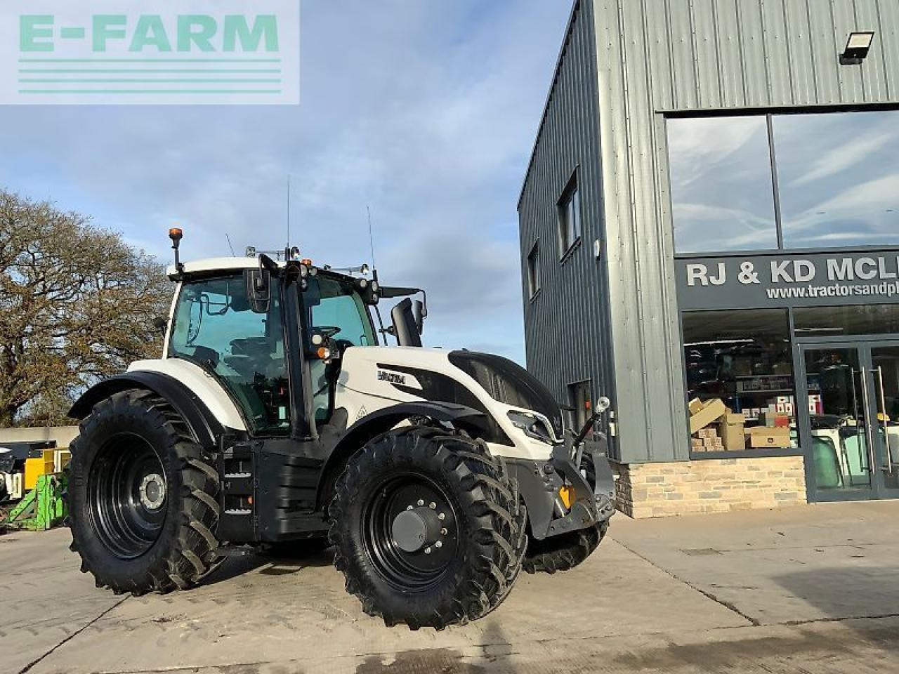 Valtra t195 versu unlimited tractor (st25161) Versu - Tractor agricol: Foto 2 Valtra t195 versu unlimited tractor (st25161) Versu - Tractor agricol: Foto 2