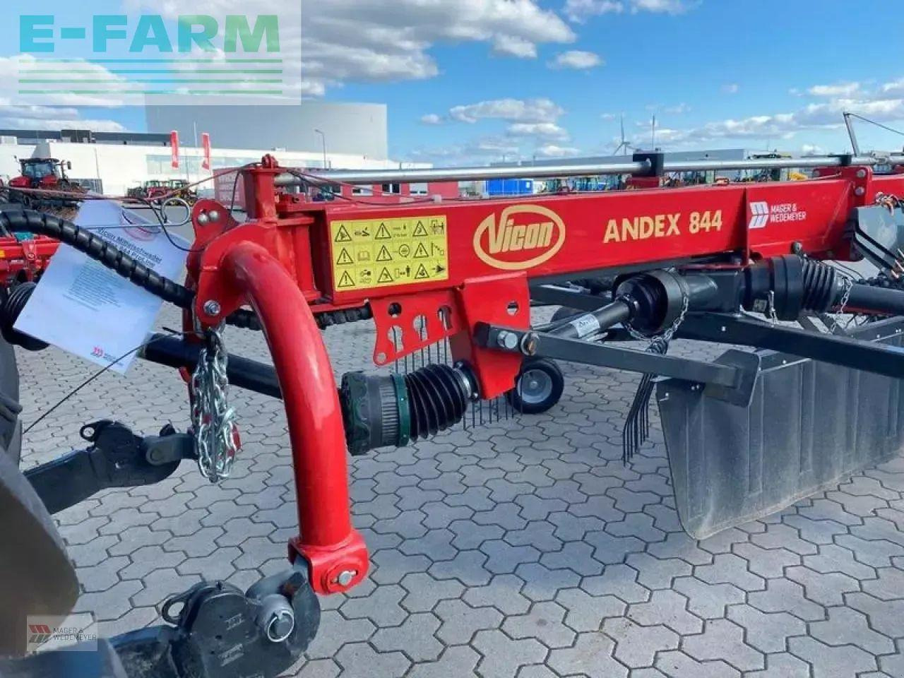 Vicon vicon mittelschwader andex 844 - Maşină de întors fânul: Foto 2 Vicon vicon mittelschwader andex 844 - Maşină de întors fânul: Foto 2