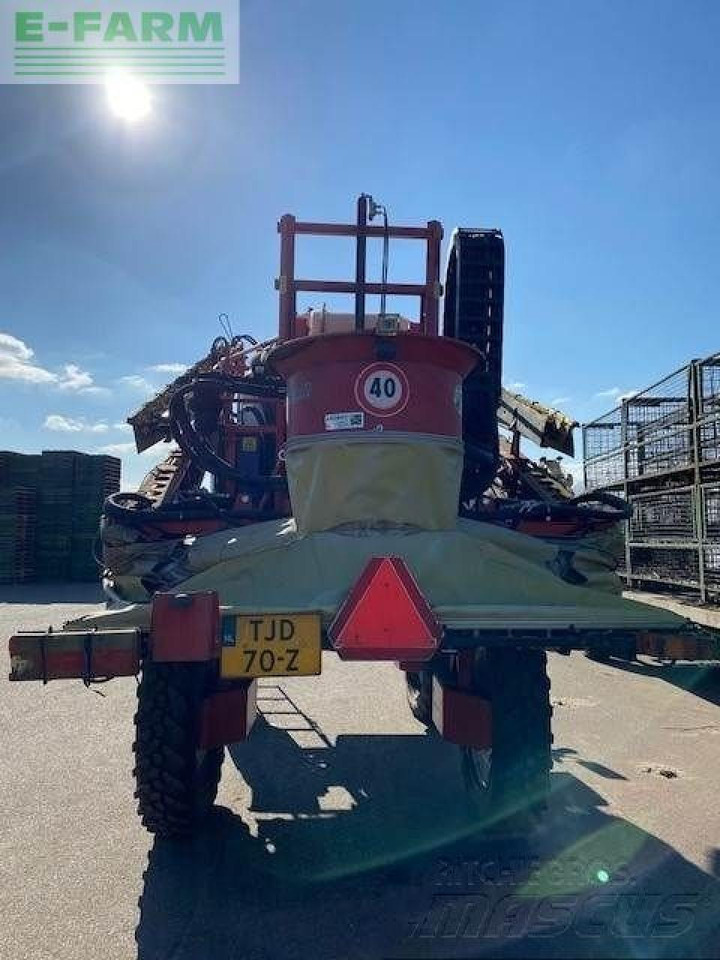 Grimac 1j 2500 - Maşină de erbicidat tractata: Foto 3 Grimac 1j 2500 - Maşină de erbicidat tractata: Foto 3