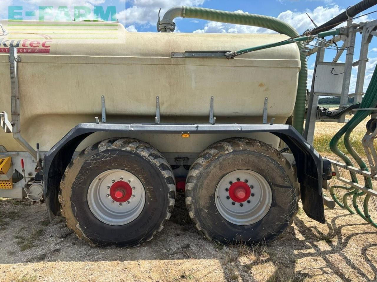 K 14 pul 14m3 mit 15m schleppschlauch - Cisternă vidanjă: Foto 5 K 14 pul 14m3 mit 15m schleppschlauch - Cisternă vidanjă: Foto 5