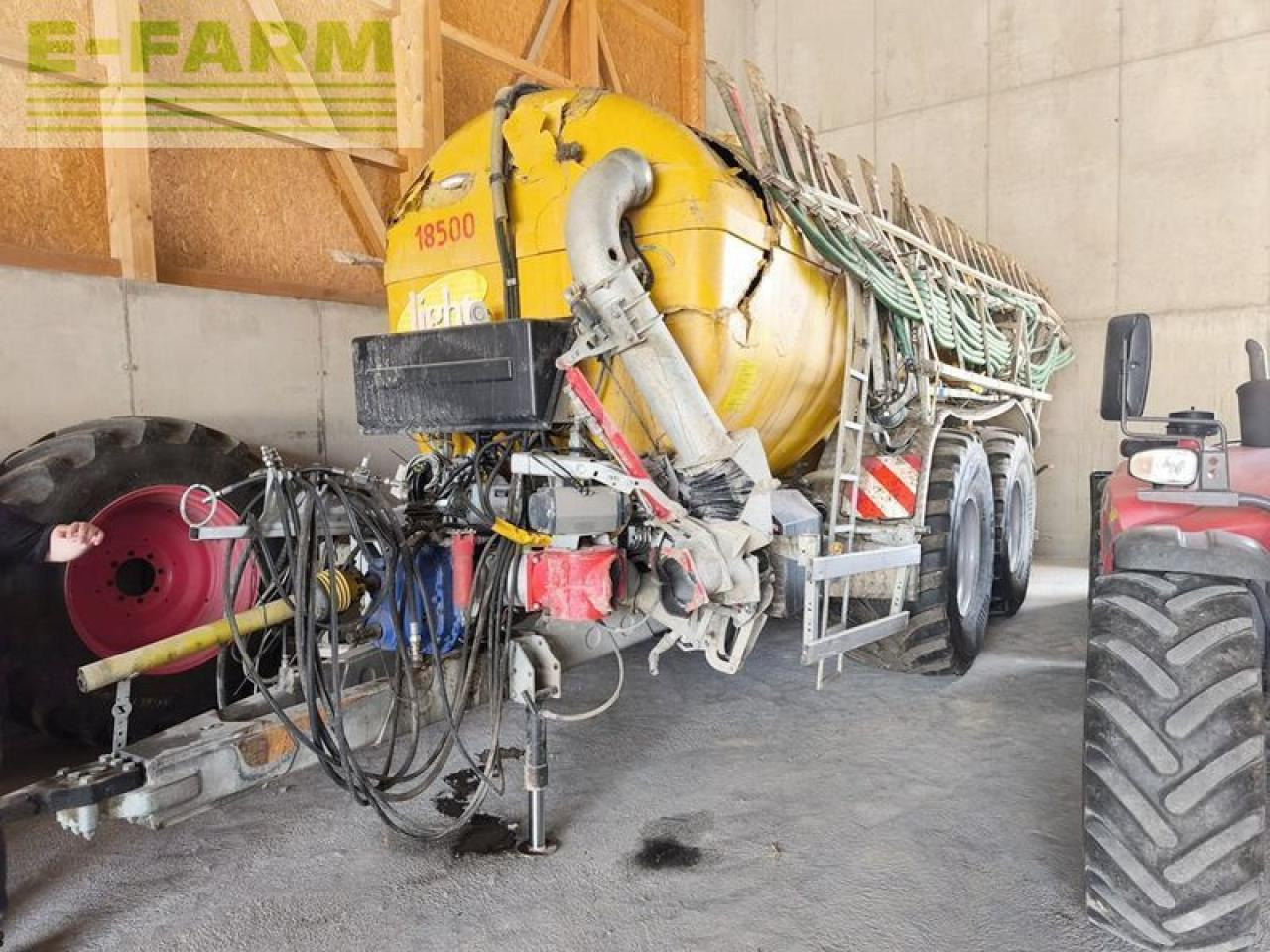 Light 18.500 polyesterfass mit unfallschaden - Cisternă vidanjă: Foto 3 Light 18.500 polyesterfass mit unfallschaden - Cisternă vidanjă: Foto 3