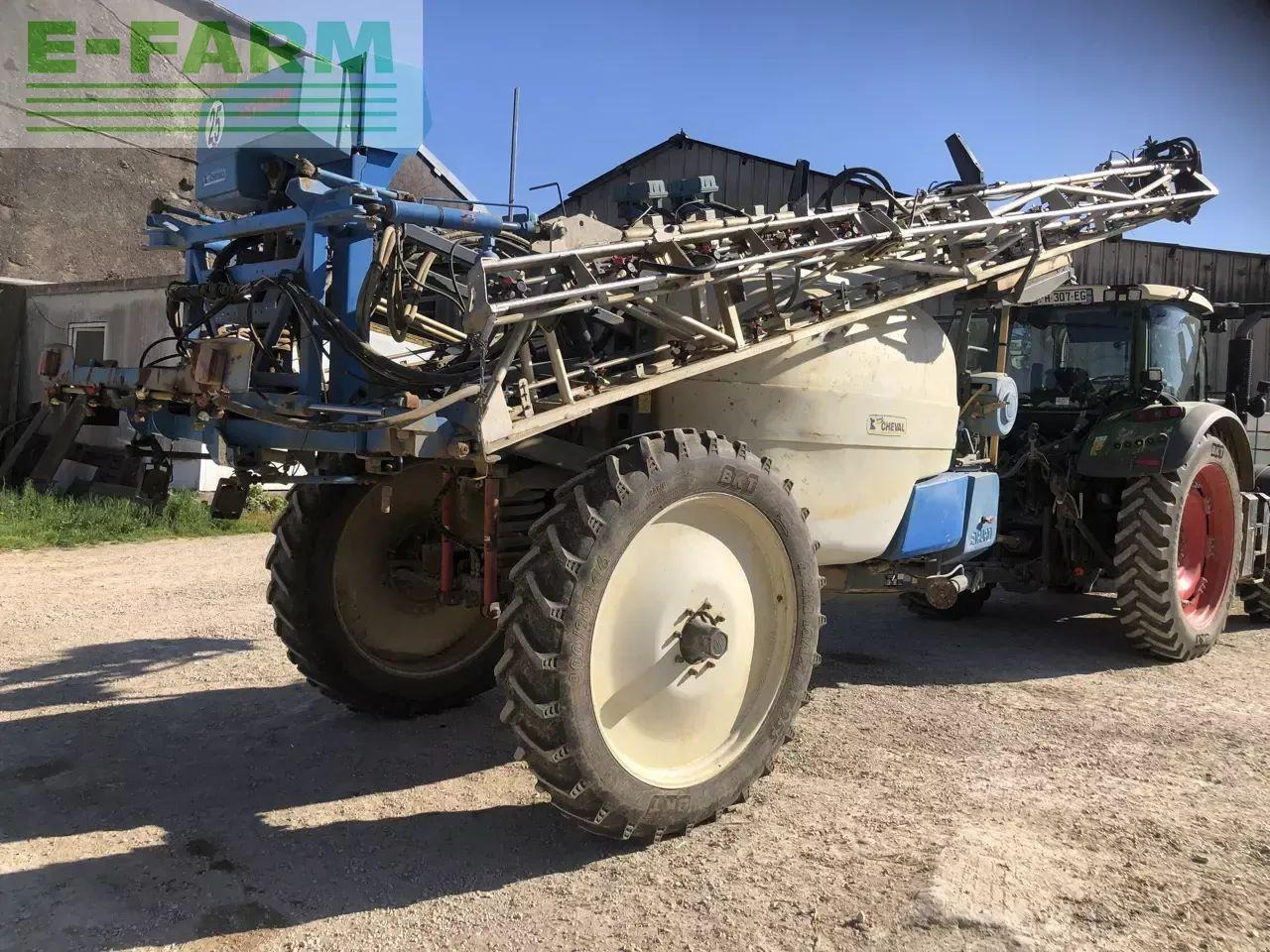 / meteor + 4100 - Maşină de erbicidat tractata: Foto 3 / meteor + 4100 - Maşină de erbicidat tractata: Foto 3