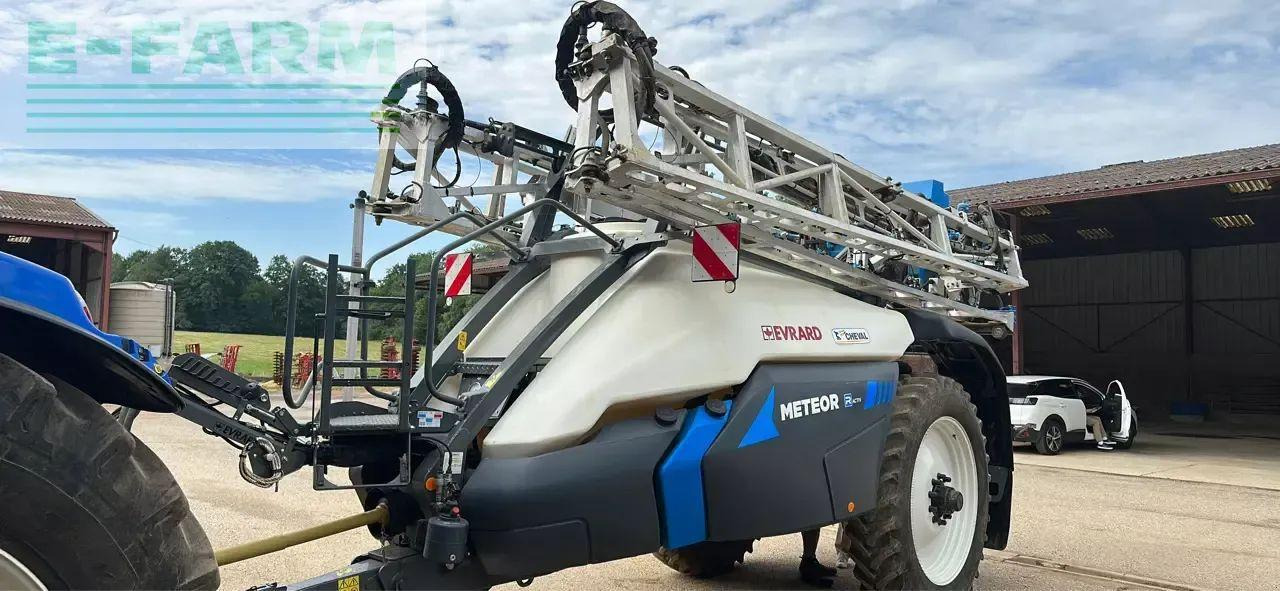 Meteor r activ 4200 - Maşină de erbicidat tractata: Foto 3 Meteor r activ 4200 - Maşină de erbicidat tractata: Foto 3