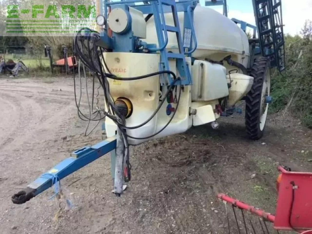 / meteor2500 - Maşină de erbicidat tractata: Foto 3 / meteor2500 - Maşină de erbicidat tractata: Foto 3