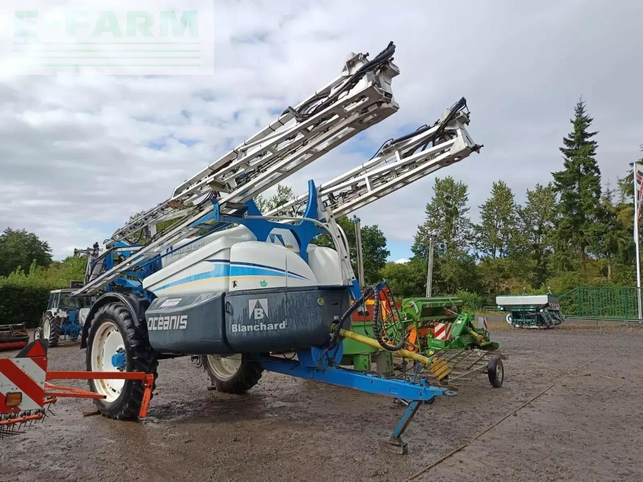 Oceanis - Maşină de erbicidat tractata: Foto 1 Oceanis - Maşină de erbicidat tractata: Foto 1
