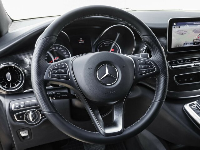 MERCEDES-BENZ EQV 300 Extralang,Avantgarde,8Sitze,2xelektr.Tür - Transport persoane, Autoutilitară electrică: Foto 5 MERCEDES-BENZ EQV 300 Extralang,Avantgarde,8Sitze,2xelektr.Tür - Transport persoane, Autoutilitară electrică: Foto 5