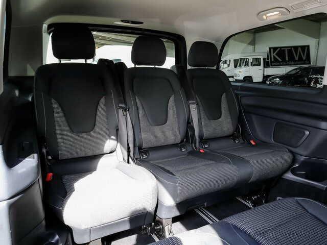 MERCEDES-BENZ EQV 300 lang,7Sitze,2xKlima,2xSchiebetür el.,LED - Transport persoane, Autoutilitară electrică: Foto 4 MERCEDES-BENZ EQV 300 lang,7Sitze,2xKlima,2xSchiebetür el.,LED - Transport persoane, Autoutilitară electrică: Foto 4