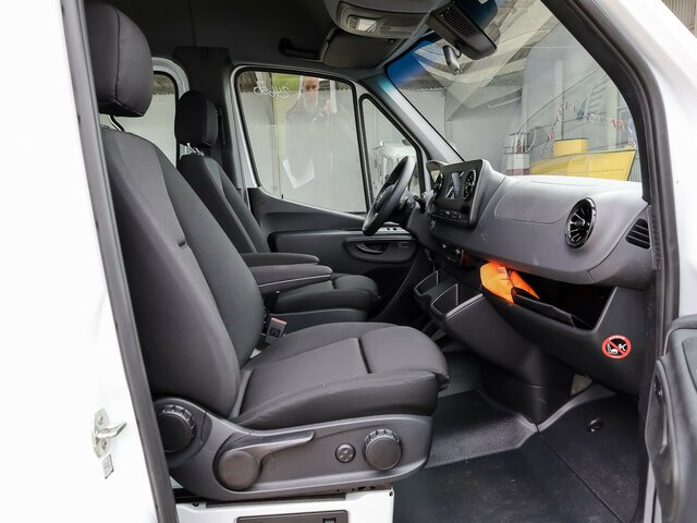 MERCEDES-BENZ Sprinter 315 CDI Maxi KombiTourer,8Sitze,Kamera - Microbuz, Transport persoane: Foto 2 MERCEDES-BENZ Sprinter 315 CDI Maxi KombiTourer,8Sitze,Kamera - Microbuz, Transport persoane: Foto 2