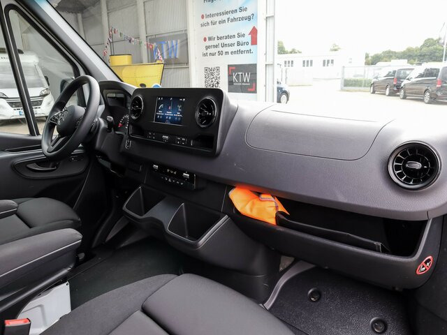 MERCEDES-BENZ Sprinter 315 CDI Maxi KombiTourer,8Sitze,Kamera - Microbuz, Transport persoane: Foto 3 MERCEDES-BENZ Sprinter 315 CDI Maxi KombiTourer,8Sitze,Kamera - Microbuz, Transport persoane: Foto 3
