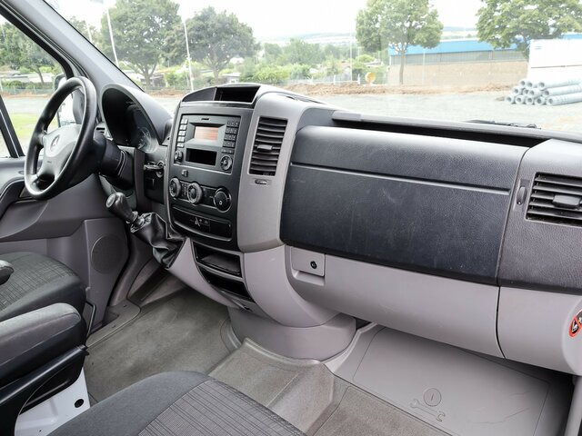 MERCEDES-BENZ Sprinter 316CDI DOKA,Allrad,Klima - Autoutilitară cu prelată, Autoutilitară cabină dublă: Foto 3 MERCEDES-BENZ Sprinter 316CDI DOKA,Allrad,Klima - Autoutilitară cu prelată, Autoutilitară cabină dublă: Foto 3