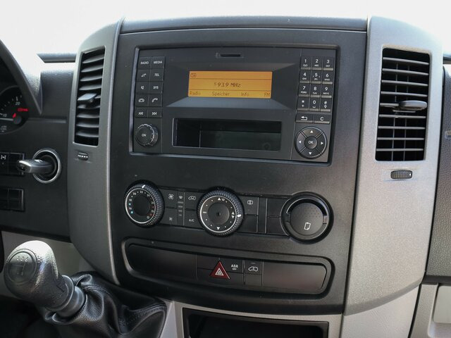 MERCEDES-BENZ Sprinter 316CDI Pritsche,Allrad,Klima... - Autoutilitară cu prelată: Foto 3 MERCEDES-BENZ Sprinter 316CDI Pritsche,Allrad,Klima... - Autoutilitară cu prelată: Foto 3