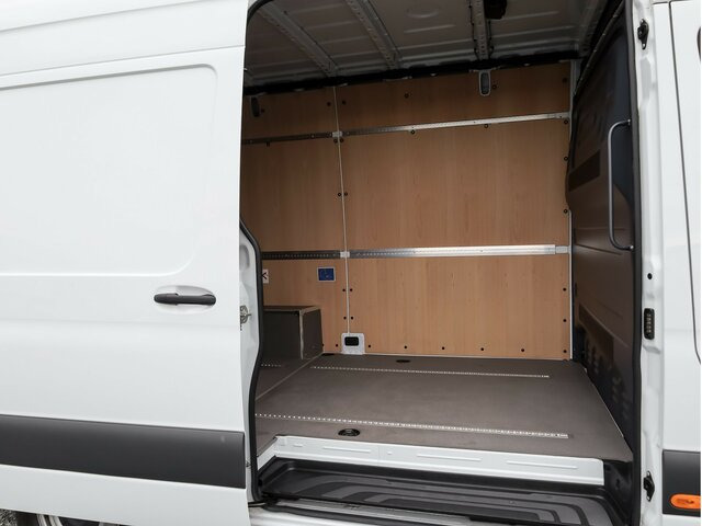 MERCEDES-BENZ Sprinter 317 CDI,3665mm,Automatik,Kamera - Dubă: Foto 2 MERCEDES-BENZ Sprinter 317 CDI,3665mm,Automatik,Kamera - Dubă: Foto 2