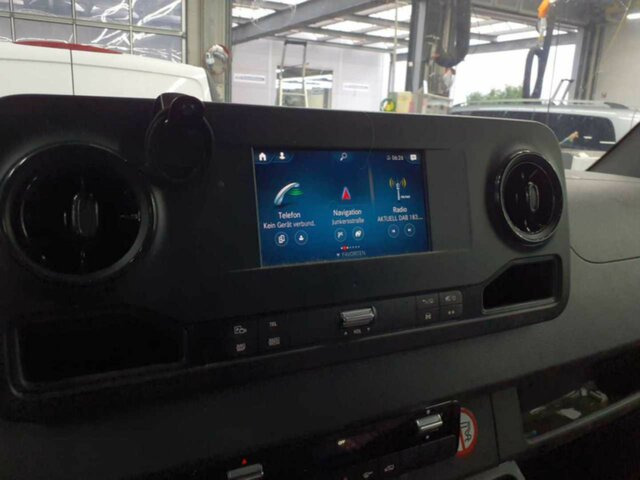 MERCEDES-BENZ Sprinter 317 CDI Kasten,L2H2,MBUX,Kamera - Dubă: Foto 4 MERCEDES-BENZ Sprinter 317 CDI Kasten,L2H2,MBUX,Kamera - Dubă: Foto 4