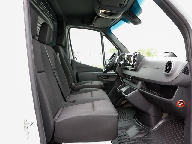 MERCEDES-BENZ Sprinter 317 CDI,L2H2,Automatik,Kamera,LED - Dubă: Foto 3 MERCEDES-BENZ Sprinter 317 CDI,L2H2,Automatik,Kamera,LED - Dubă: Foto 3