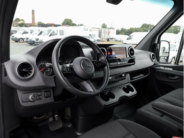 MERCEDES-BENZ Sprinter 317 Maxi,9GTronic,MBUX,Kamera - Dubă: Foto 5 MERCEDES-BENZ Sprinter 317 Maxi,9GTronic,MBUX,Kamera - Dubă: Foto 5