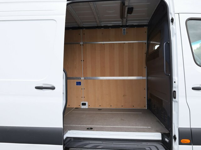 MERCEDES-BENZ Sprinter 317 Maxi,9GTronic,MBUX,Kamera... - Dubă: Foto 2 MERCEDES-BENZ Sprinter 317 Maxi,9GTronic,MBUX,Kamera... - Dubă: Foto 2