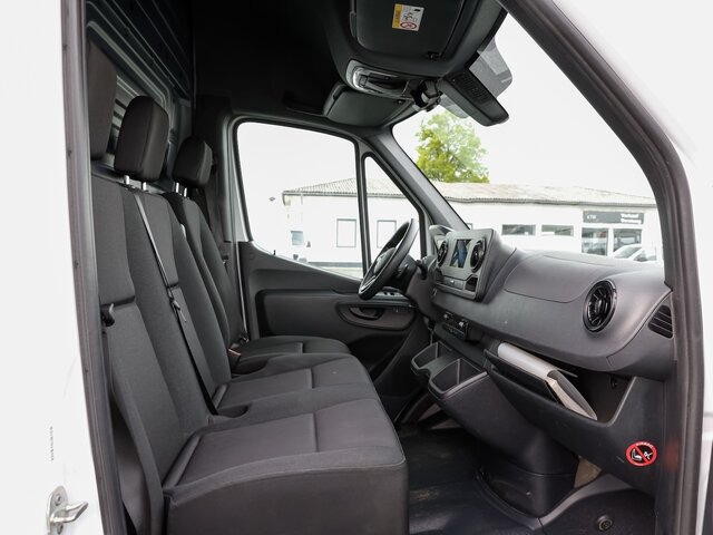 MERCEDES-BENZ Sprinter 317 Maxi,9GTronic,MBUX,Kamera... - Dubă: Foto 2 MERCEDES-BENZ Sprinter 317 Maxi,9GTronic,MBUX,Kamera... - Dubă: Foto 2