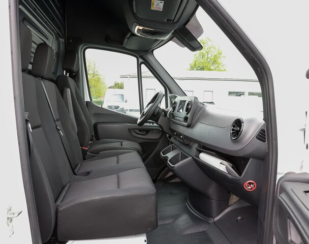 MERCEDES-BENZ Sprinter 317 Maxi,9GTronic,MBUX,Kamera - Dubă: Foto 3 MERCEDES-BENZ Sprinter 317 Maxi,9GTronic,MBUX,Kamera - Dubă: Foto 3