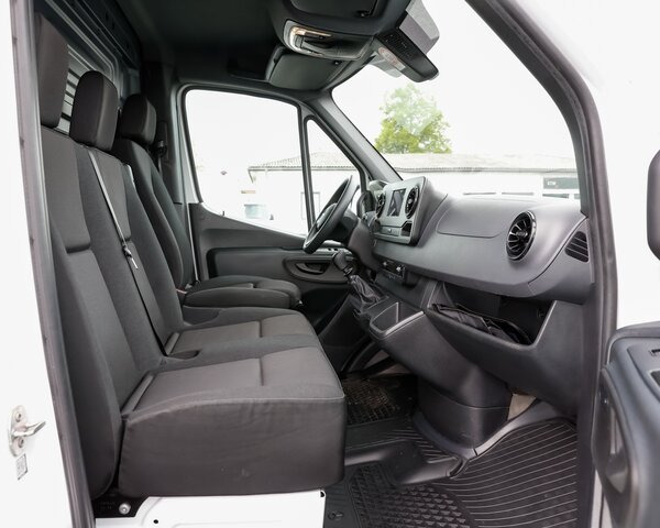 MERCEDES-BENZ Sprinter 317 Maxi,MBUX,Kamera,Tempomat - Dubă: Foto 3 MERCEDES-BENZ Sprinter 317 Maxi,MBUX,Kamera,Tempomat - Dubă: Foto 3