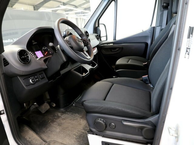 MERCEDES-BENZ Sprinter 319CDI DOKA,Allrad,Automatik,LED... - Autoutilitară cu platformă, Autoutilitară cabină dublă: Foto 2 MERCEDES-BENZ Sprinter 319CDI DOKA,Allrad,Automatik,LED... - Autoutilitară cu platformă, Autoutilitară cabină dublă: Foto 2