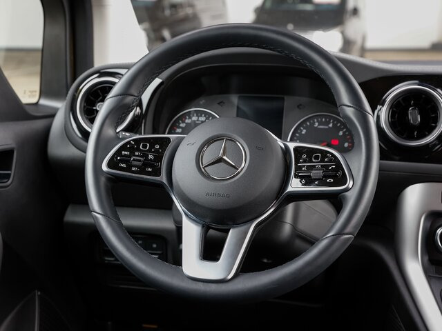 MERCEDES-BENZ T 180 Power Plus,MBUX,LED,Navi,Kamera,Tempomat - Transport persoane: Foto 5 MERCEDES-BENZ T 180 Power Plus,MBUX,LED,Navi,Kamera,Tempomat - Transport persoane: Foto 5