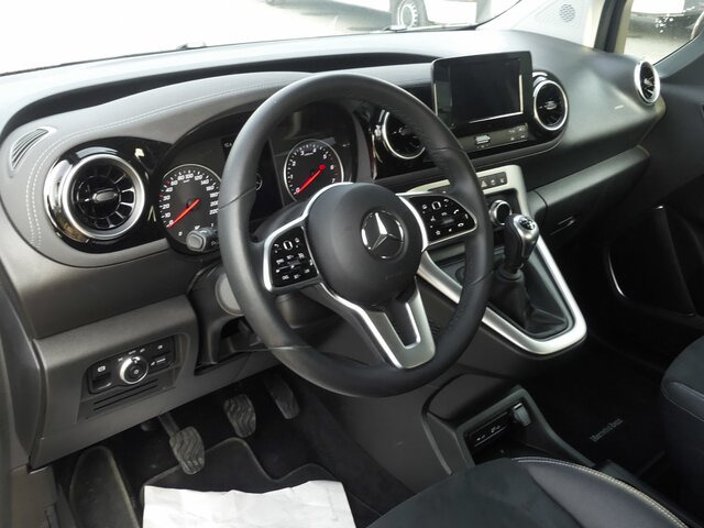 MERCEDES-BENZ T 180 Power Plus,MBUX,LED,Navi,Kamera,Tempomat - Transport persoane: Foto 4 MERCEDES-BENZ T 180 Power Plus,MBUX,LED,Navi,Kamera,Tempomat - Transport persoane: Foto 4